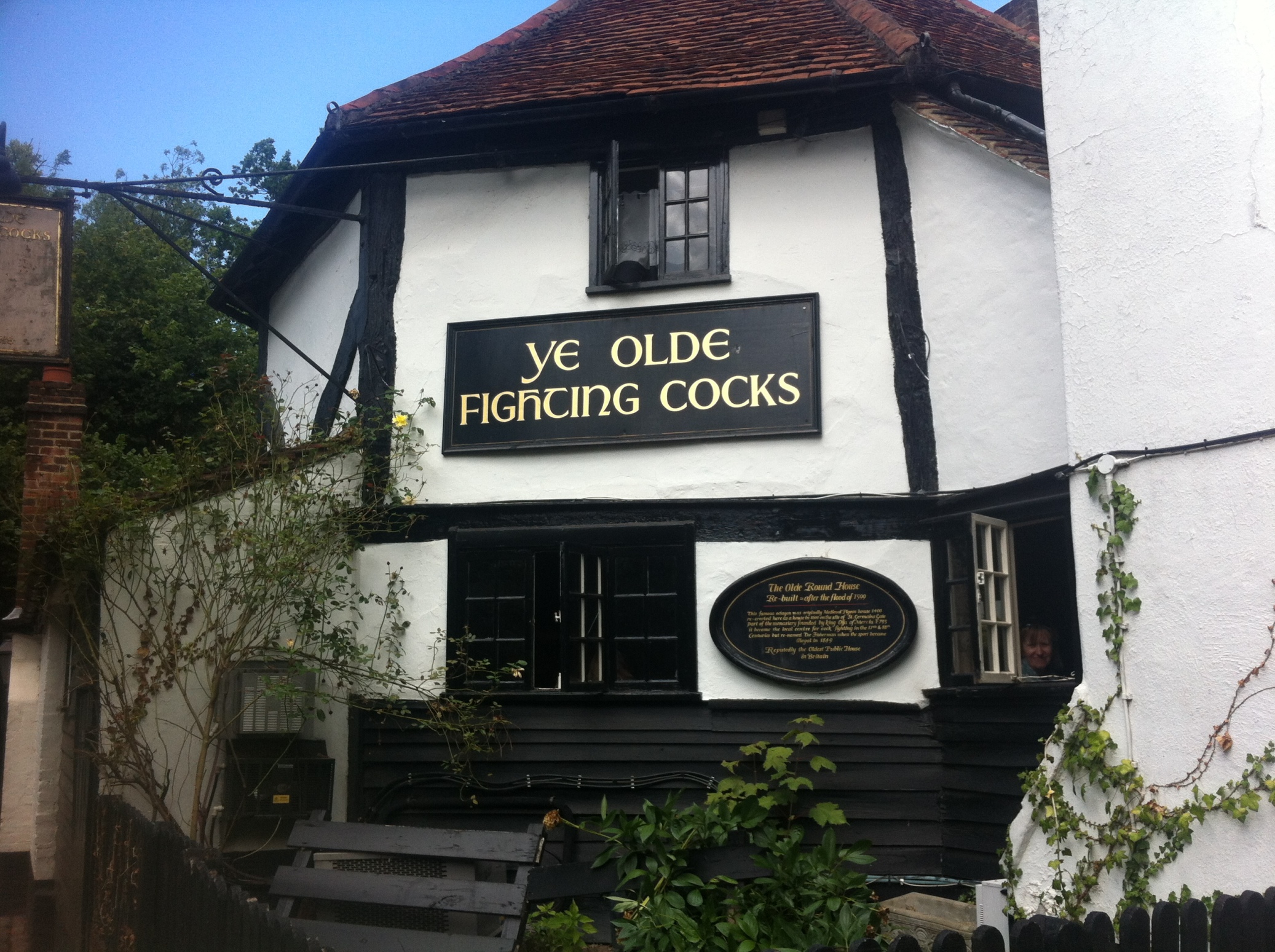 Ye Olde Fighting Cocks, the Oldest Pub in England